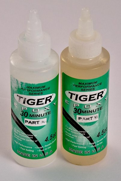 Клей для наклеек 2-компон-й "Tiger" 30 мин 9 oz Клей для наклеек 2-компон-й "Tiger" 30 мин 9 oz